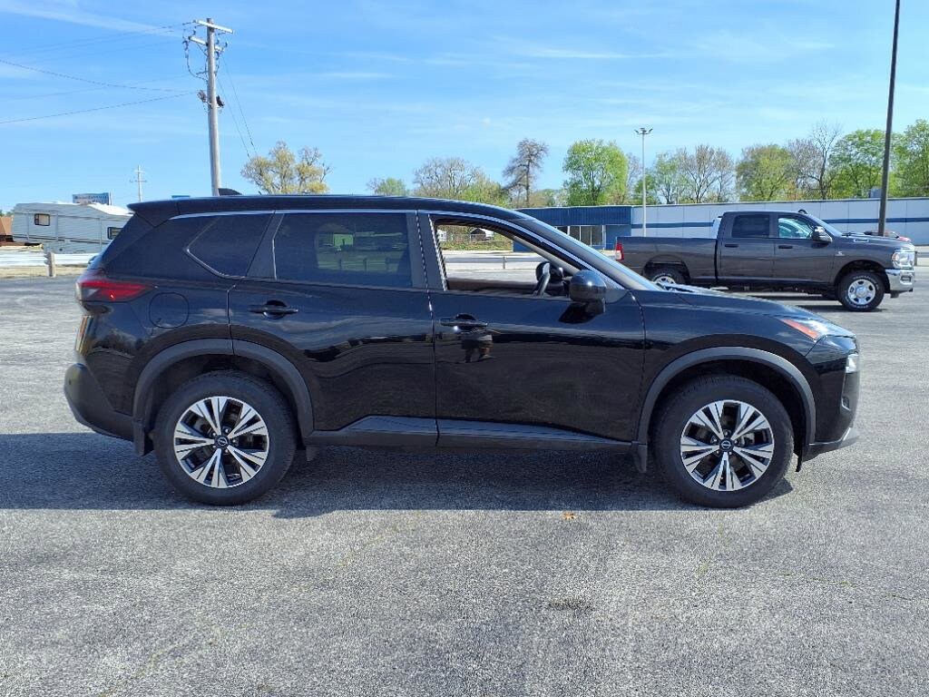 Used 2023 Nissan Rogue SV with VIN JN8BT3BB7PW469193 for sale in Beardstown, IL
