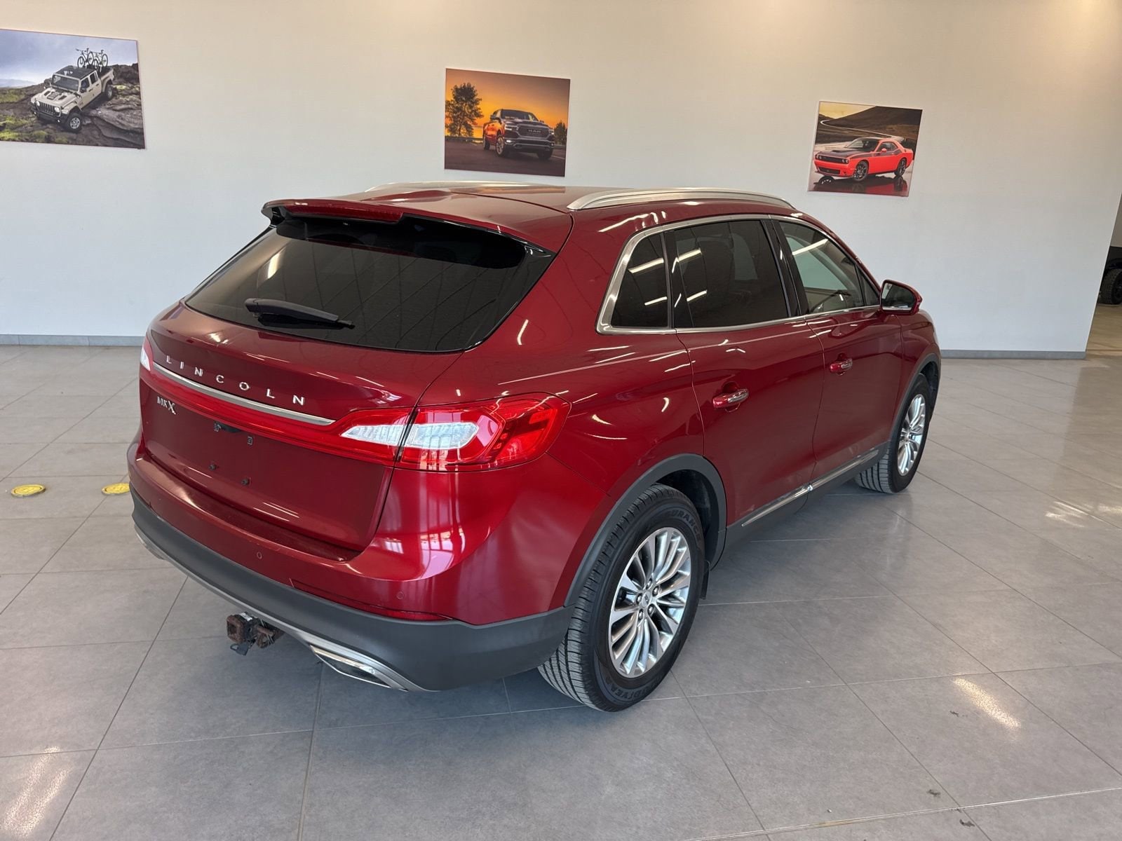 Used 2016 Lincoln MKX Select with VIN 2LMTJ6KR7GBL39890 for sale in Beardstown, IL
