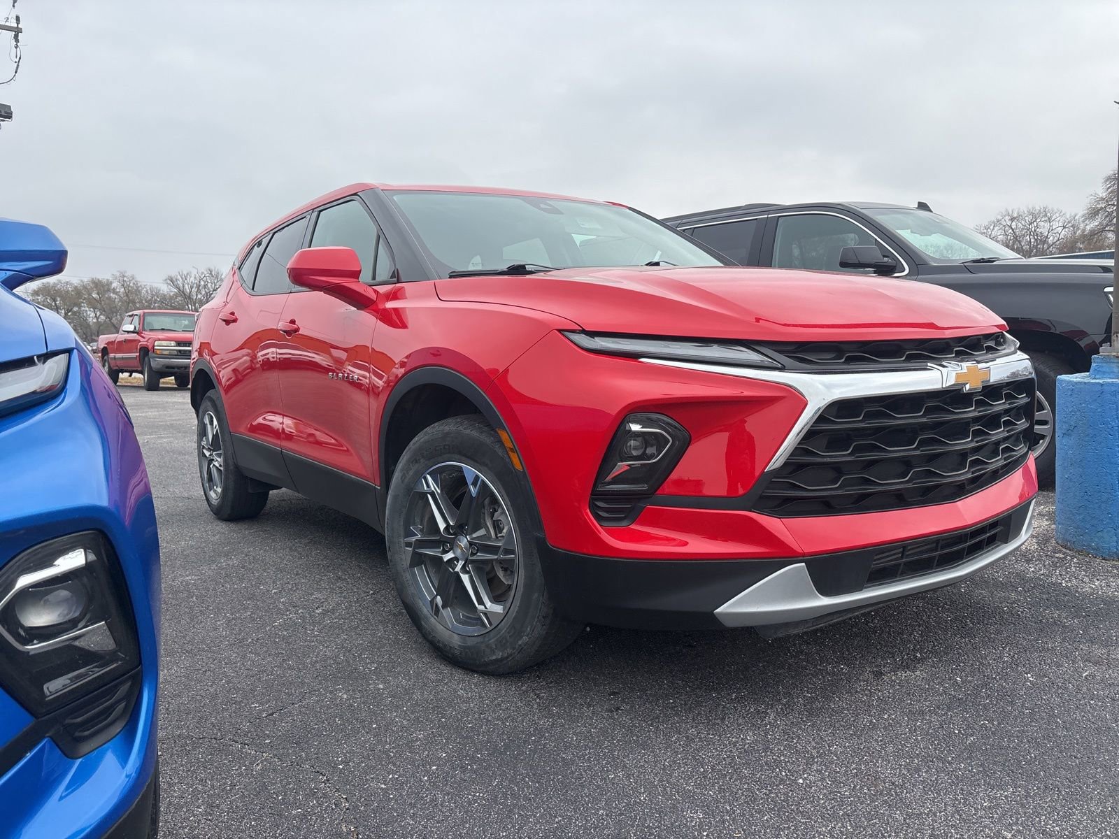 2023 Chevrolet Blazer 2LT photo 2