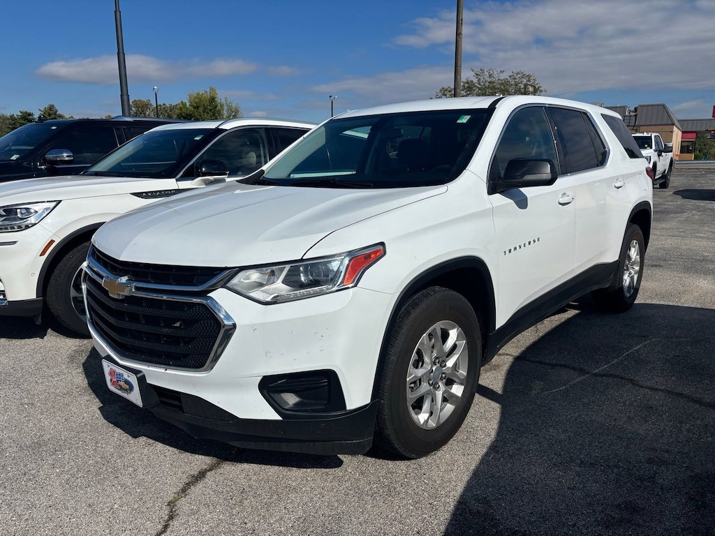 Used 2021 Chevrolet Traverse LS SUV