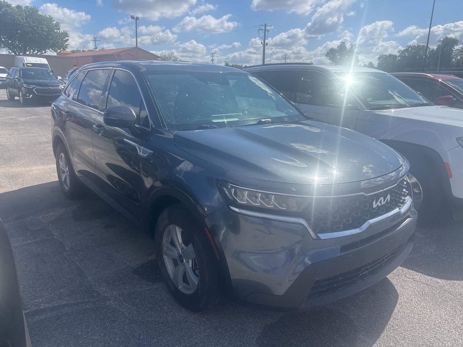 2023 Kia Sportage Hybrid photo 2