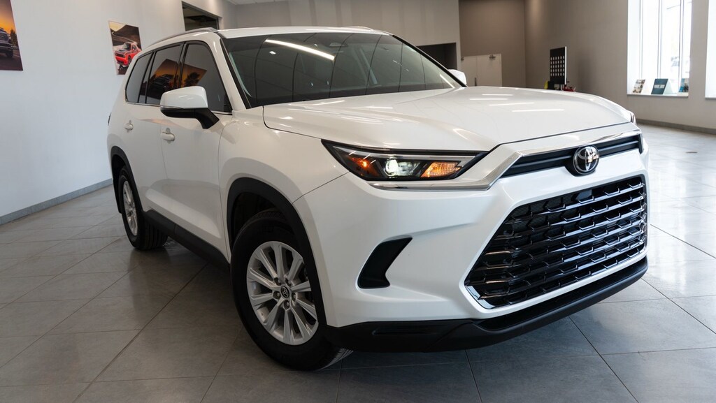 Used 2024 Toyota Grand Highlander XLE SUV