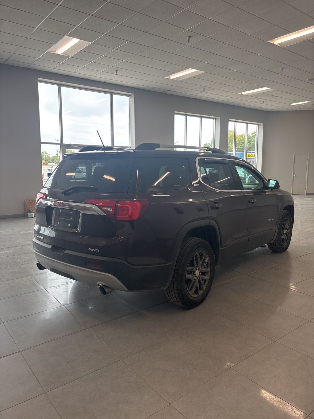 Used 2018 GMC Acadia SLT-1 SUV