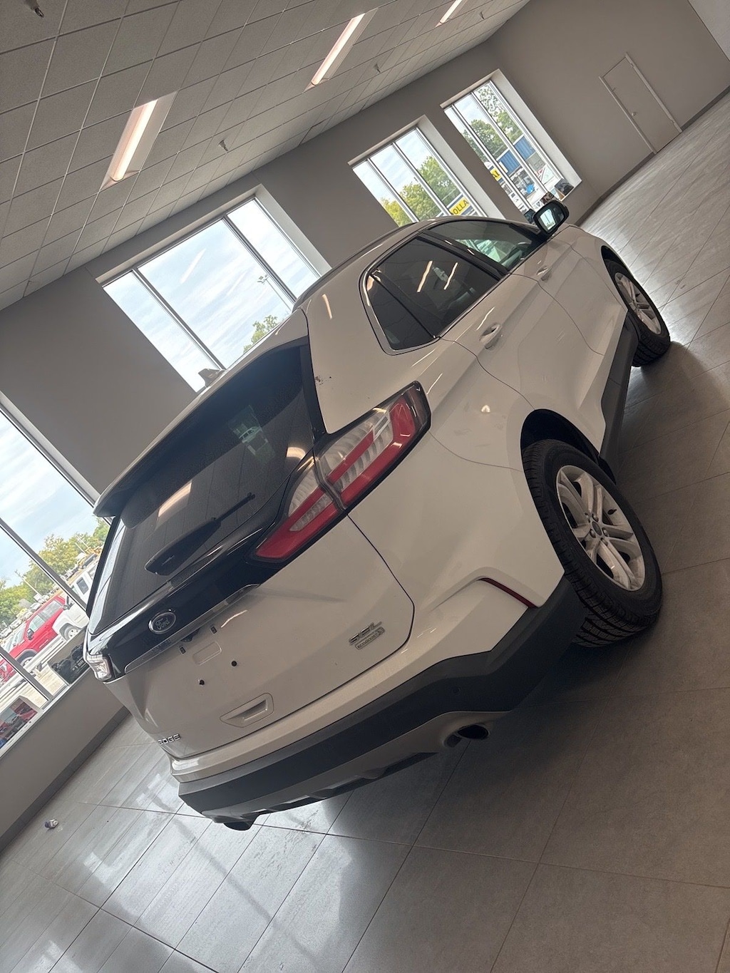 Used 2020 Ford Edge SEL SUV