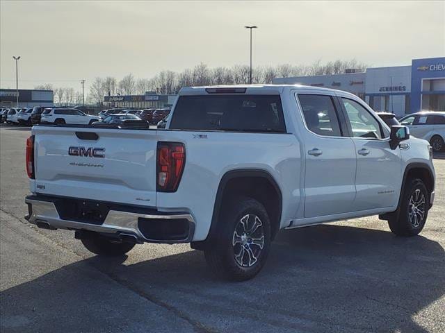 Used 2023 GMC Sierra 1500 SLE with VIN 1GTUUBEDXPZ223147 for sale in Beardstown, IL