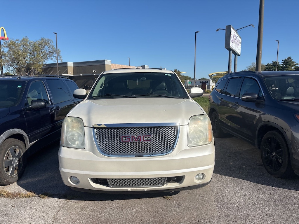 Used 2011 GMC Yukon Denali SUV
