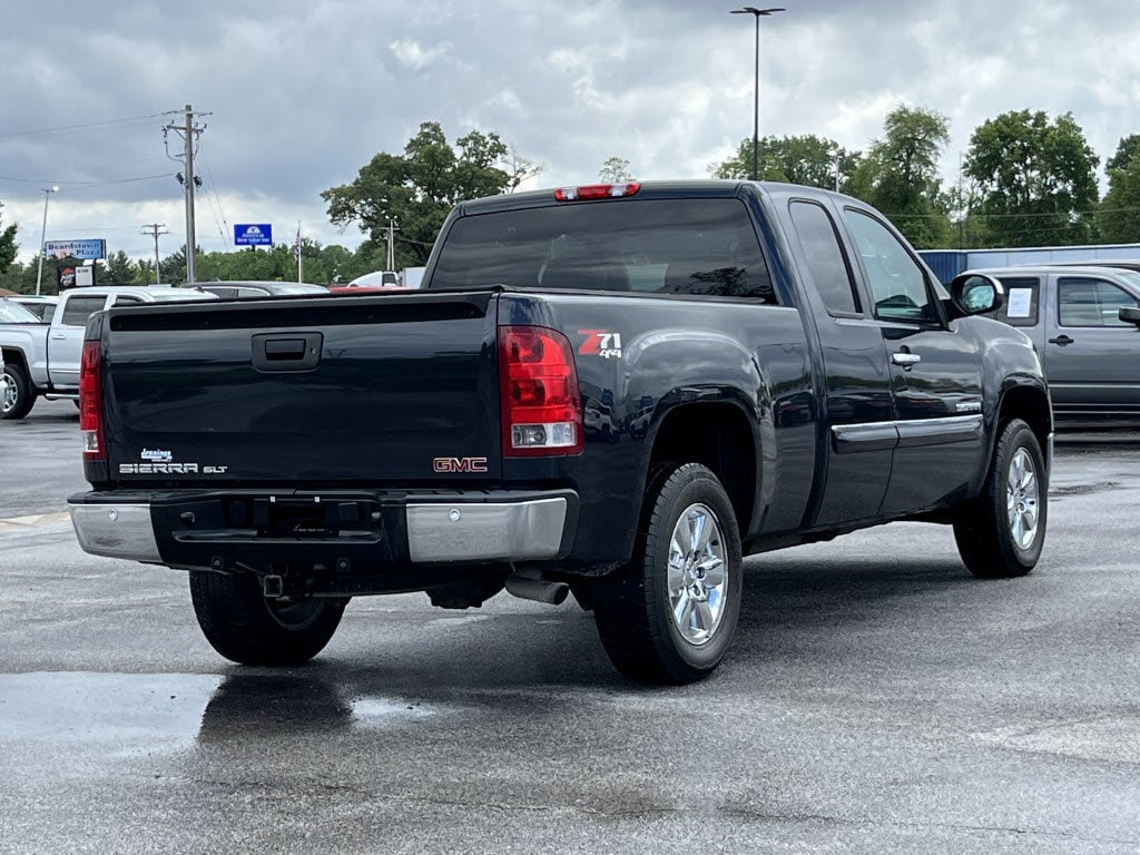 Used 2013 GMC Sierra 1500 SLT with VIN 1GTR2WE75DZ221122 for sale in Beardstown, IL