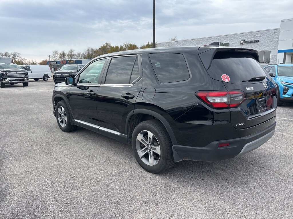 Used 2024 Honda Pilot EX-L SUV