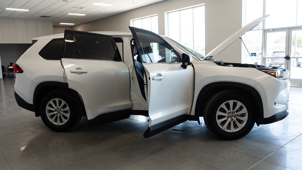 Used 2024 Toyota Grand Highlander XLE SUV