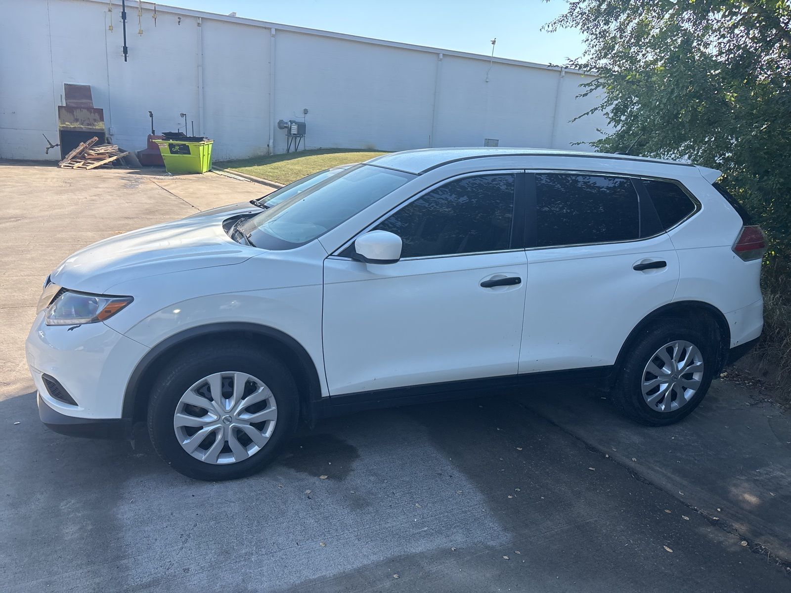 Used 2016 Nissan Rogue S with VIN JN8AT2MT5GW018131 for sale in Beardstown, IL