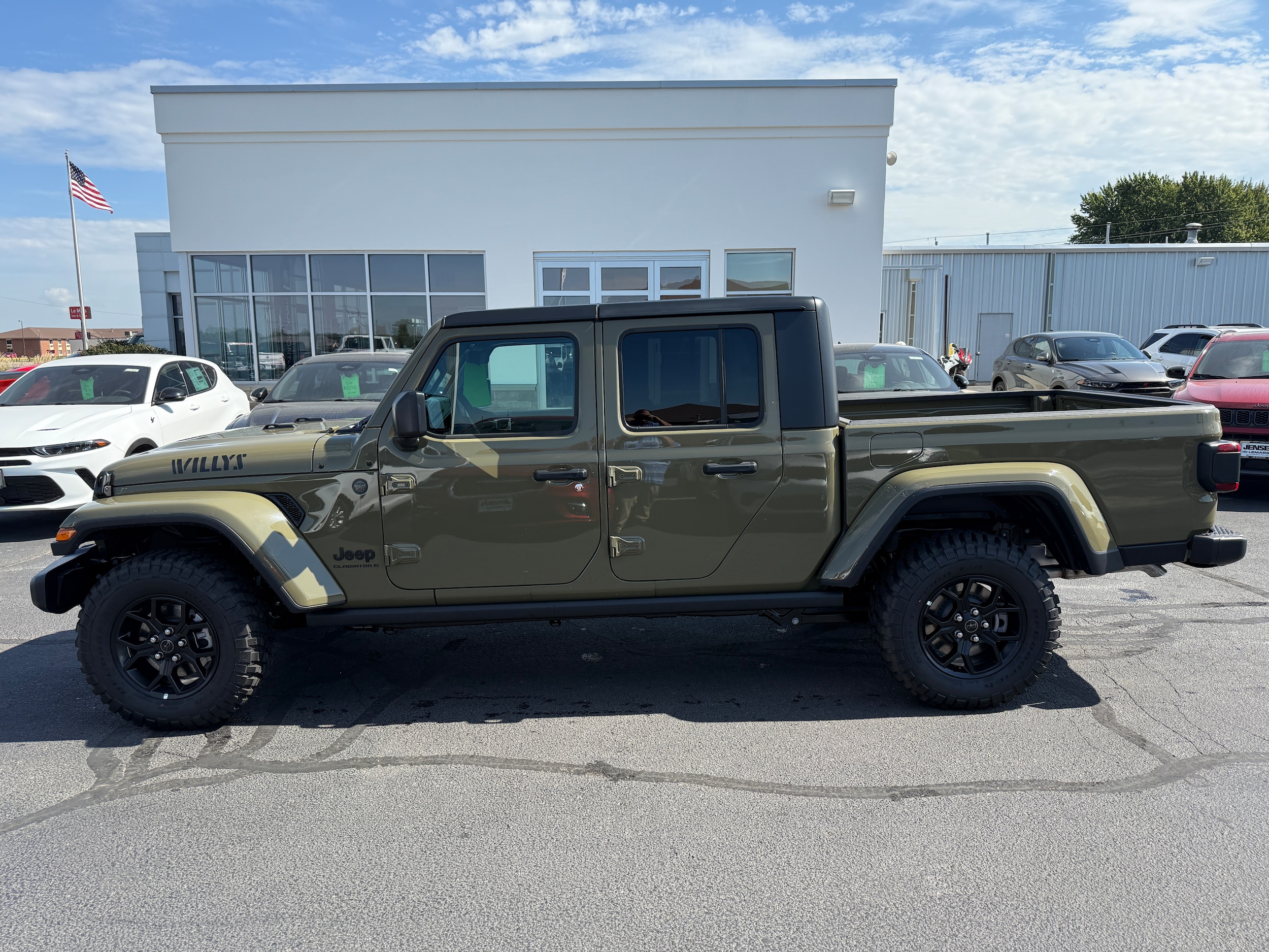 2025 Jeep Gladiator Pickup 