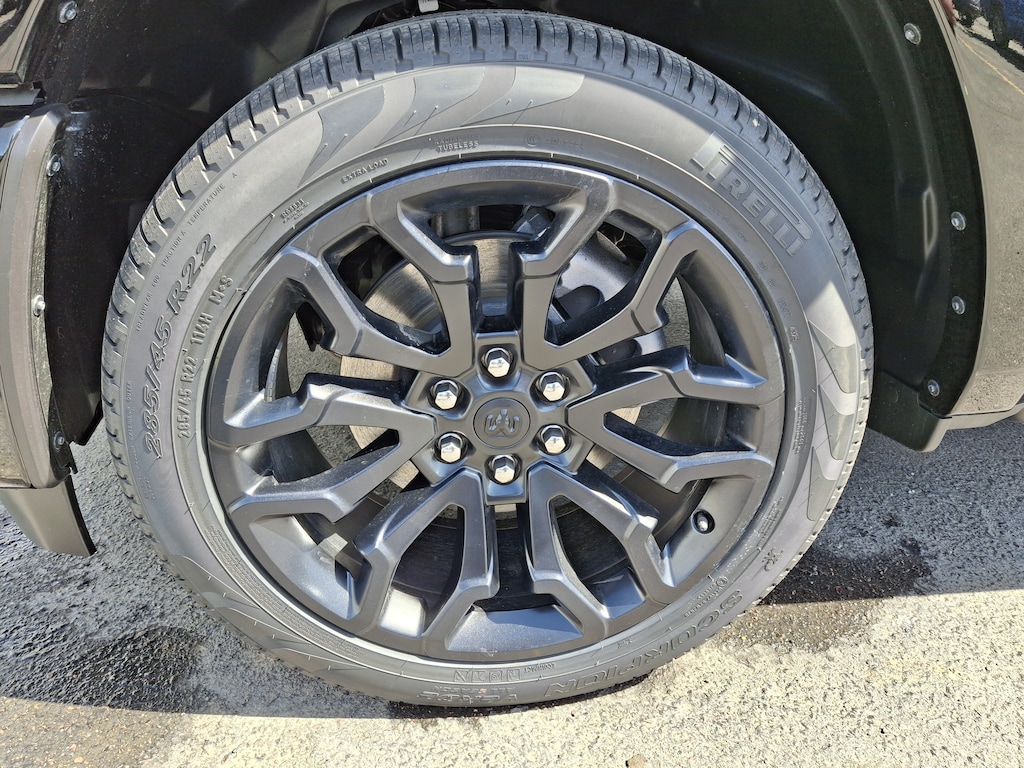 New 2026 Ram 1500 LIMITED CREW CAB 4X4 5'7 BOX Pickup