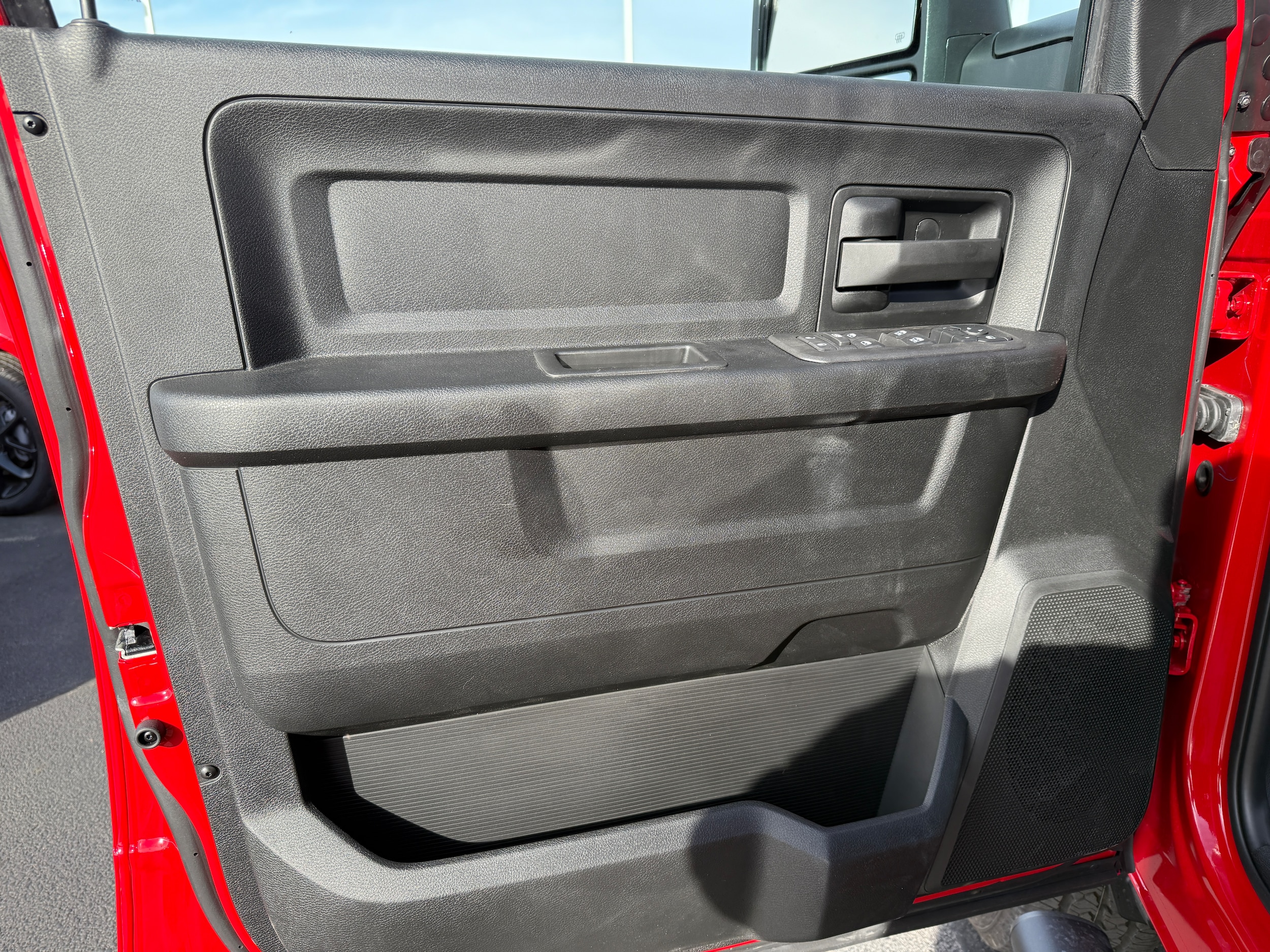 2026 RAM 2500 Tradesman - Photo 25