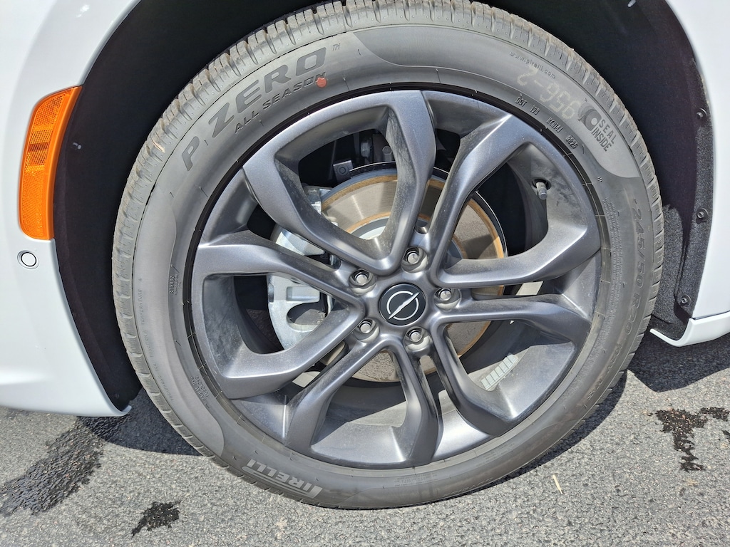 New 2026 Chrysler Pacifica SELECT Passenger Van