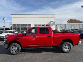 2026 Ram 2500 TRADESMAN CREW CAB 4X4 6'4 BOX Pickup