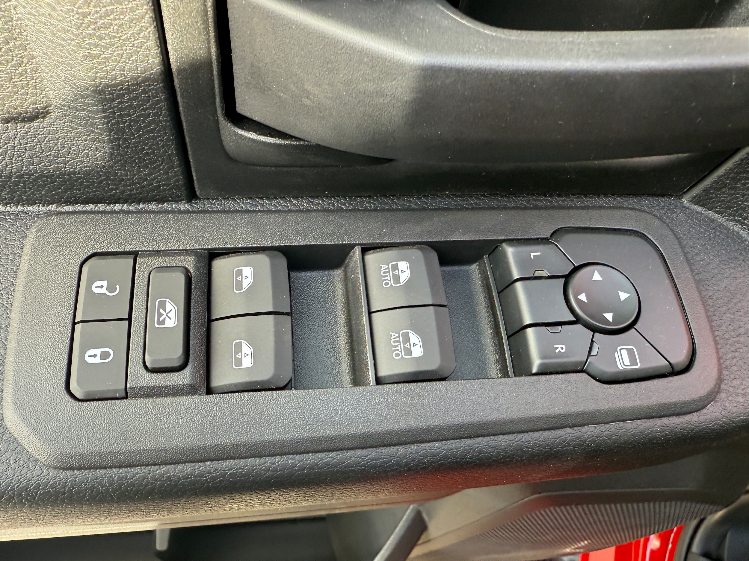 2026 RAM 2500 Tradesman - Photo 24