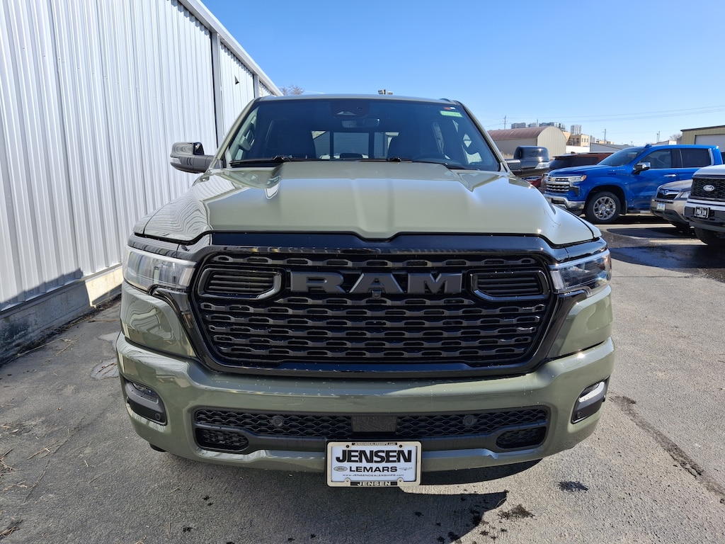 New 2026 Ram 1500 BIG HORN CREW CAB 4X4 5'7 BOX Pickup