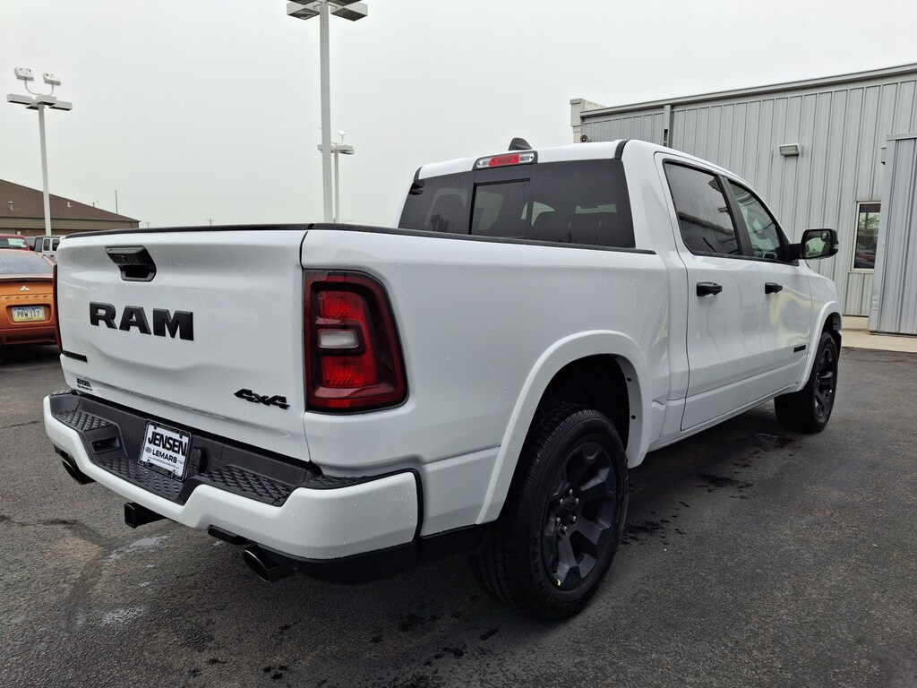New 2027 Ram 1500 BIG HORN CREW CAB 4X4 5'7 BOX Pickup