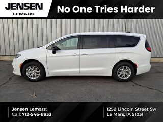 2026 Chrysler Pacifica SELECT Passenger Van