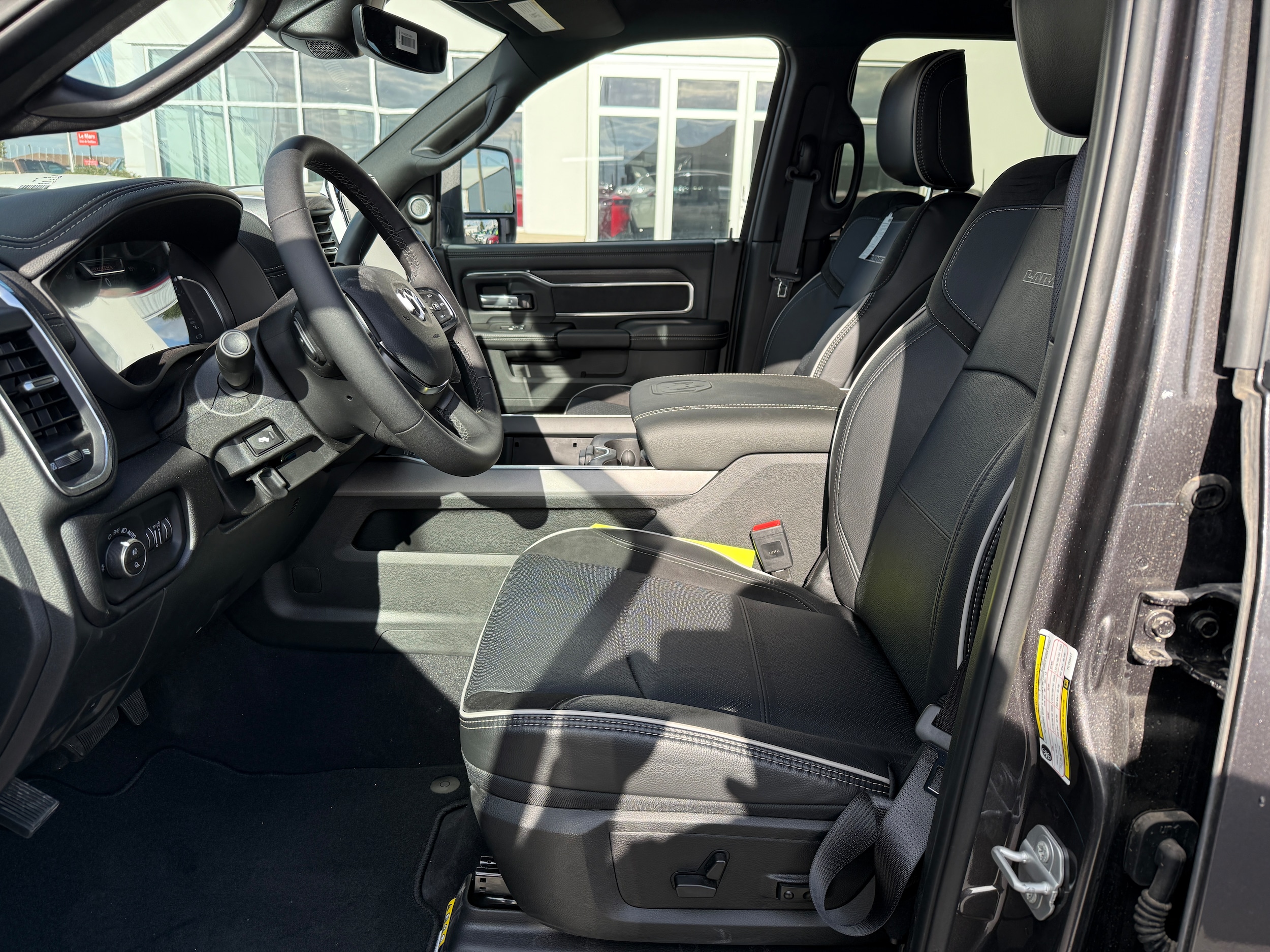 2026 RAM 2500 Laramie - Photo 24