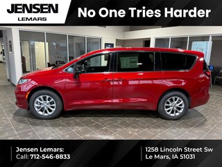 2025 Chrysler Pacifica SELECT AWD Passenger Van