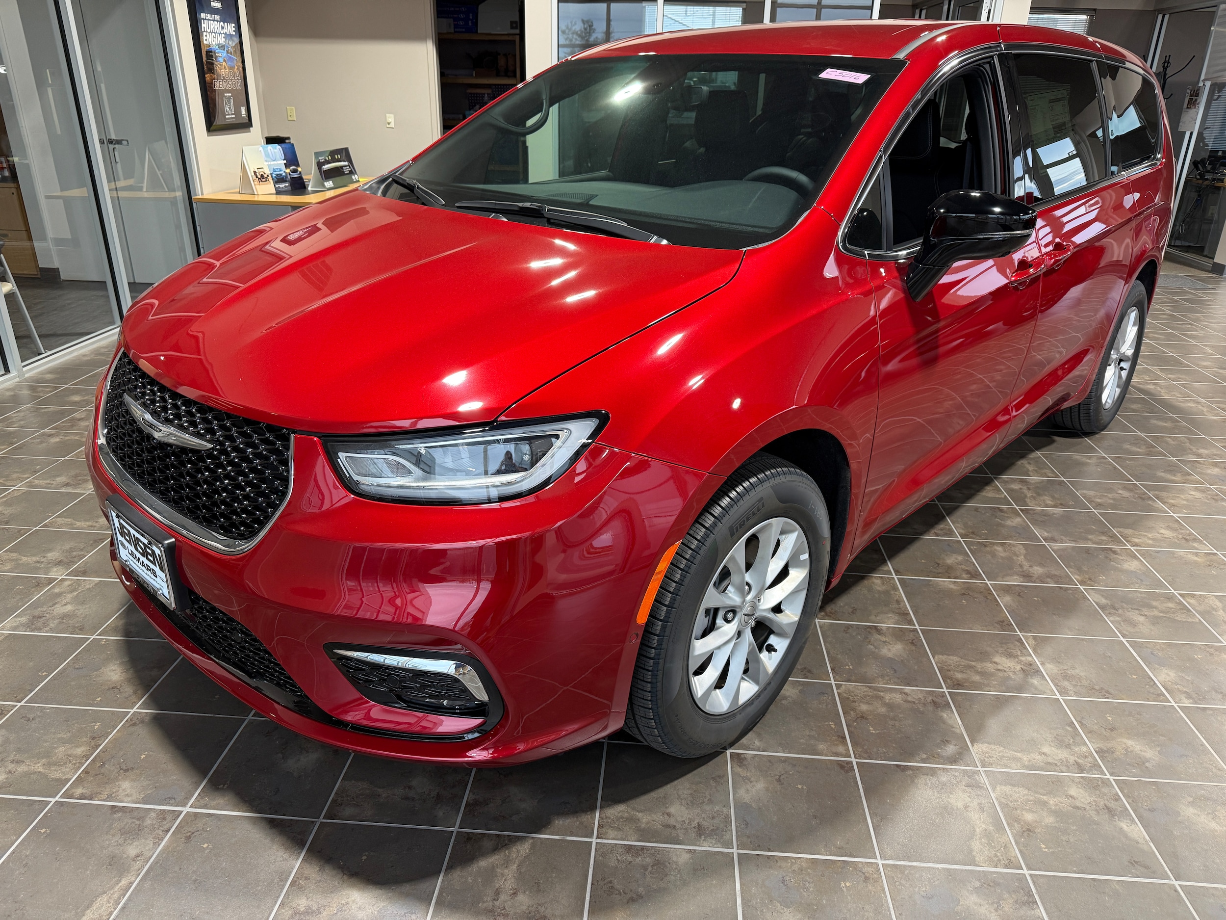 2025 Chrysler Pacifica Base photo 2