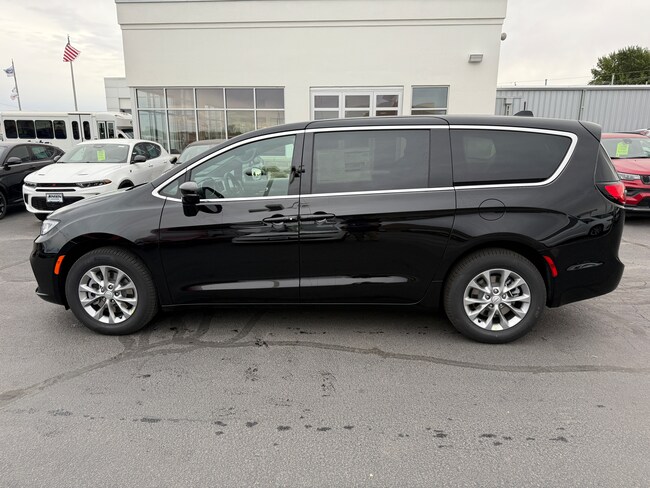 2026 Chrysler Pacifica SELECT AWD Passenger Van