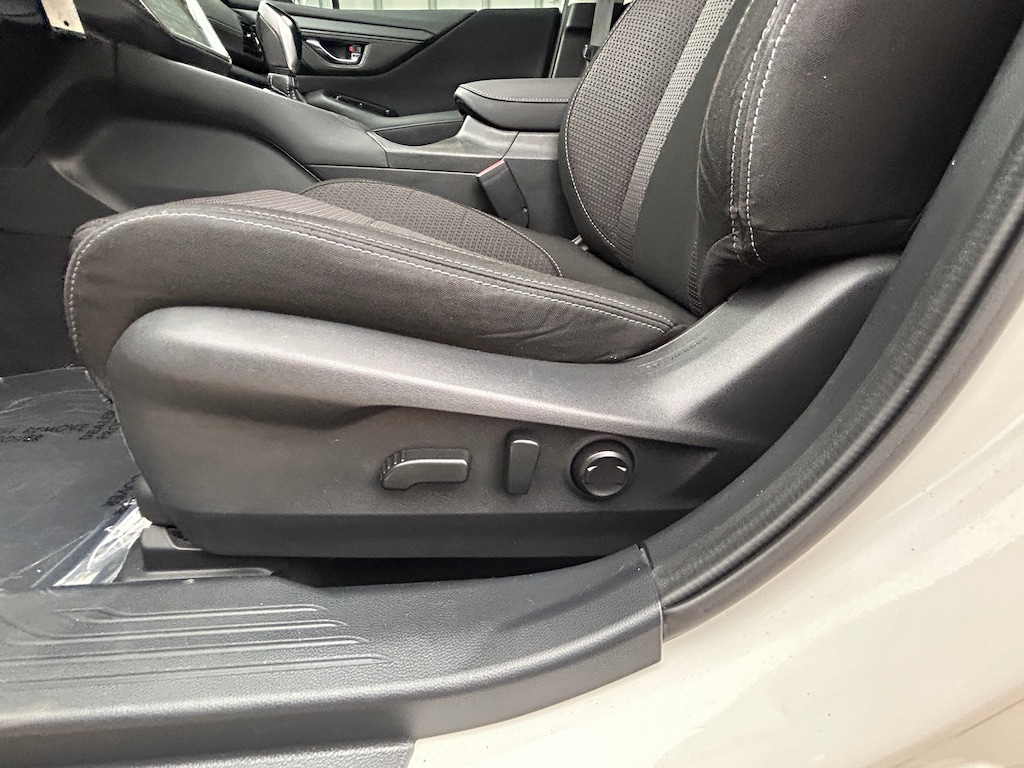 Used 2024 Subaru Outback Premium Sport Utility