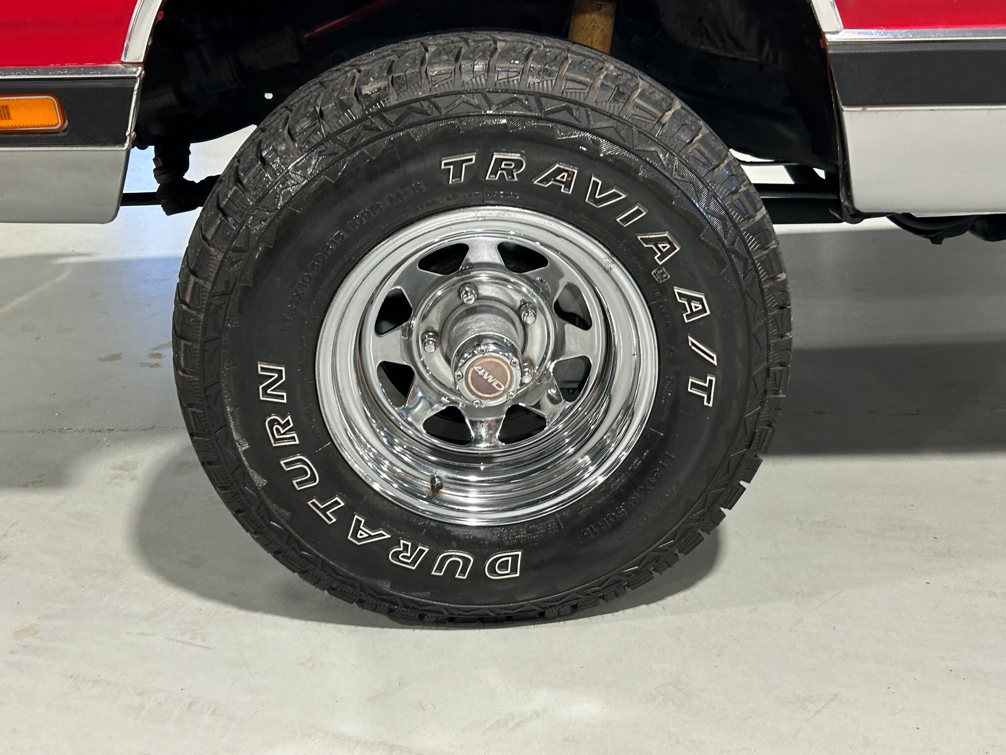 1984 Dodge Ramcharger photo 3