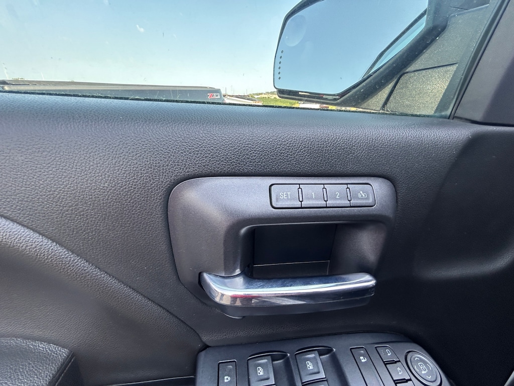 Used 2018 Chevrolet Silverado 1500 LTZ Crew Cab Pickup