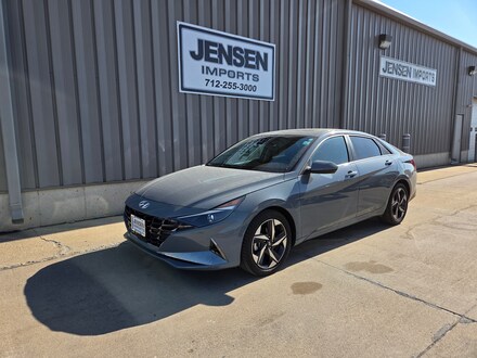 2021 Hyundai Elantra SEL Car