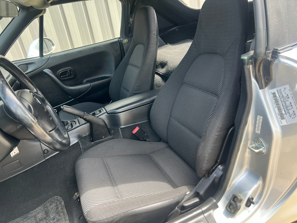 Used 1999 Mazda MX-5 Miata Convertible