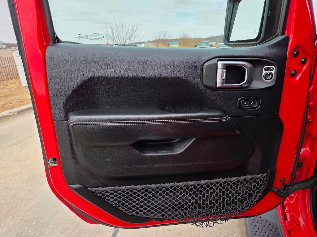 Used 2018 Jeep Wrangler Unlimited Sahara Convertible