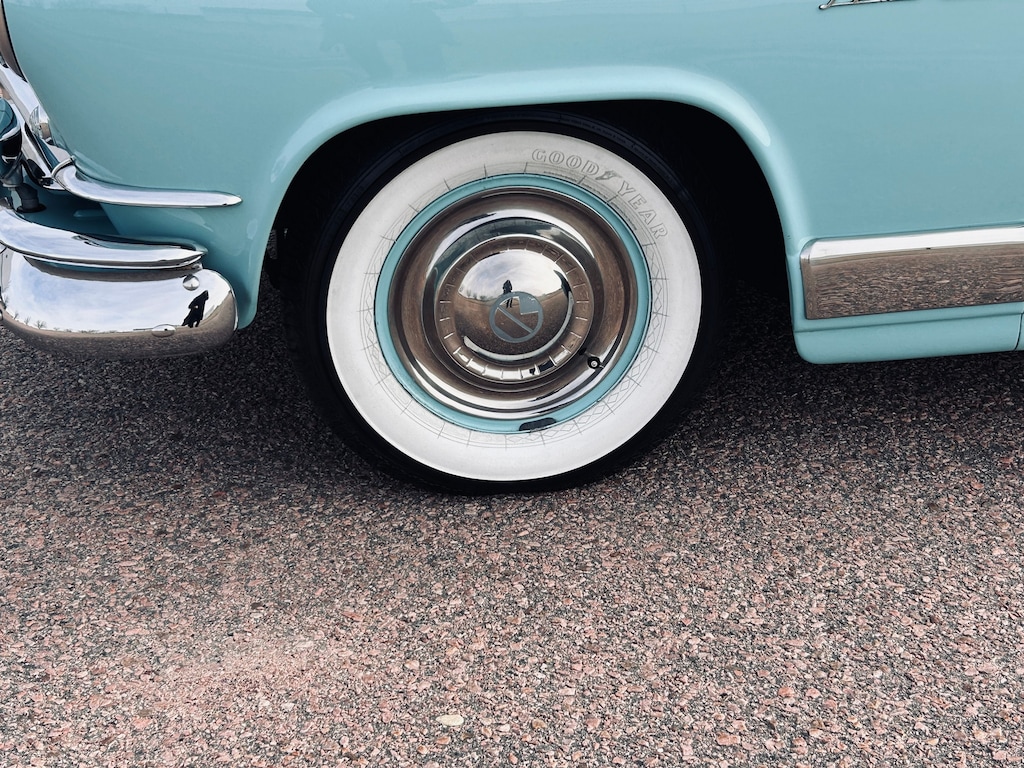 Used 1952 KAISER TRAVLER Car