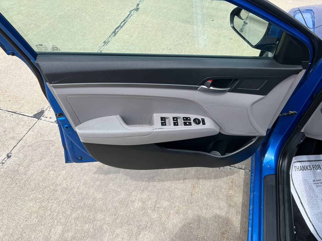 Used 2018 Hyundai Elantra SE Car