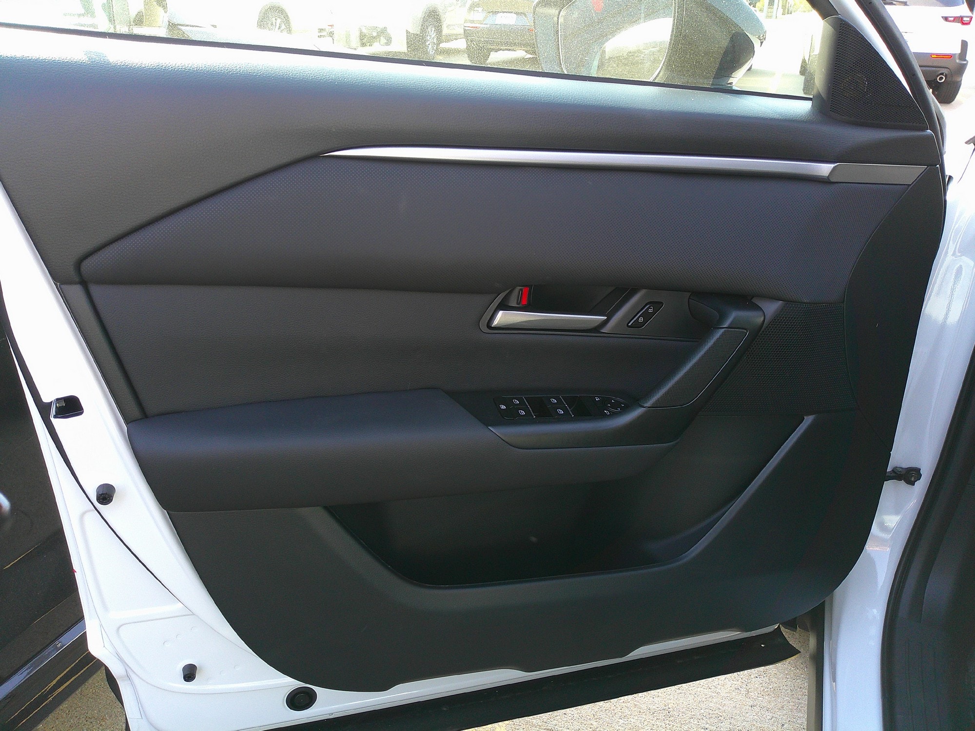 Used 2025 Mazda CX-50 Preferred with VIN 7MMVABBMXSN314517 for sale in Sioux City, IA