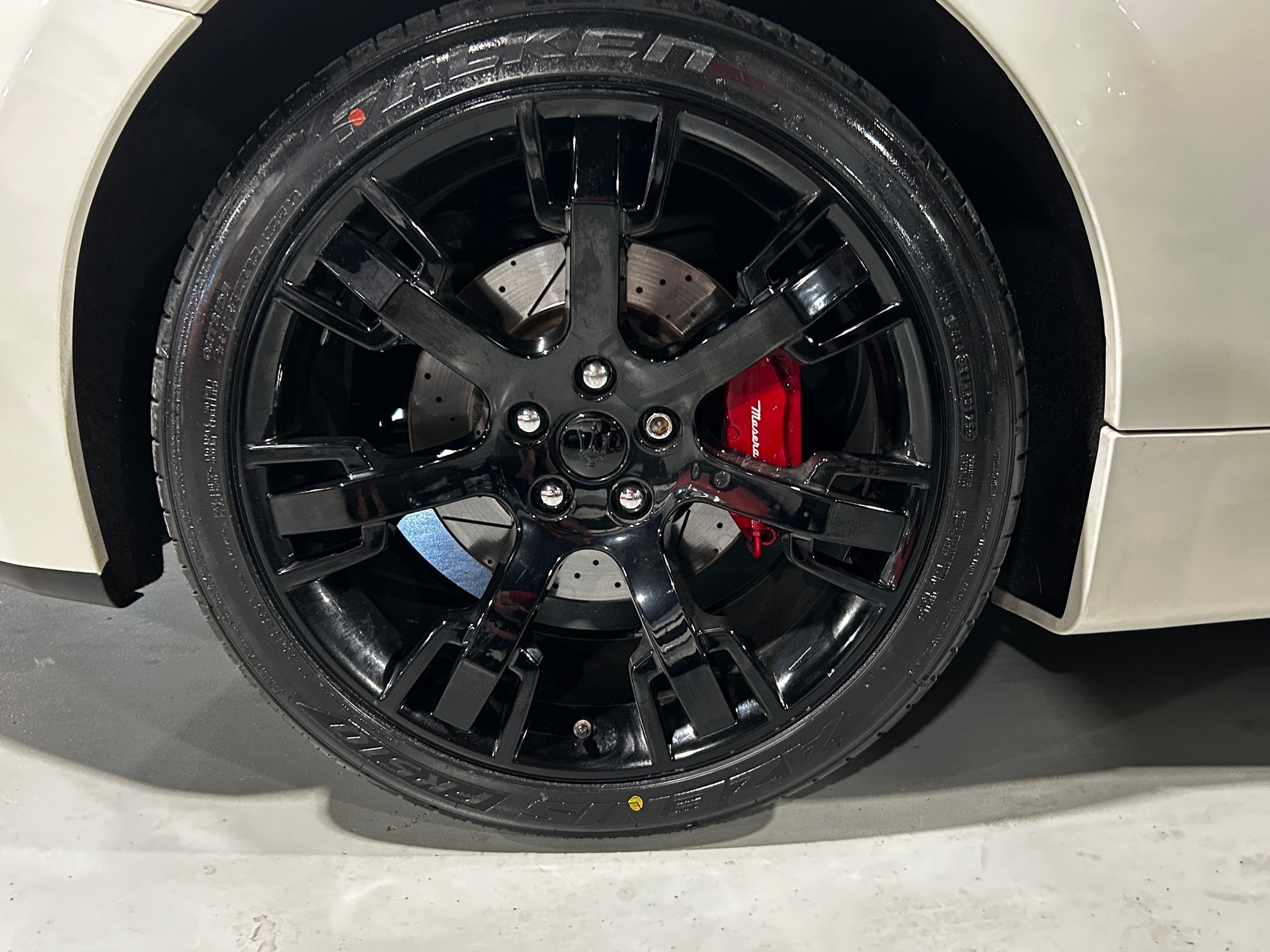 2013 Maserati GranTurismo MC - Photo 31