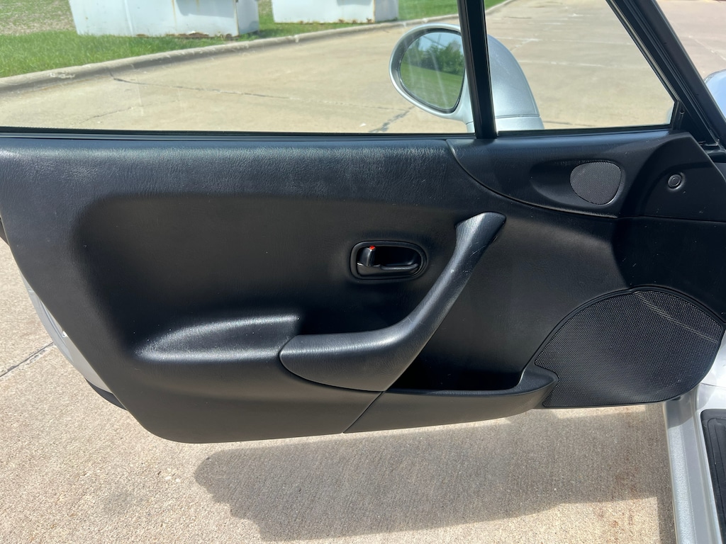 Used 1999 Mazda MX-5 Miata Convertible