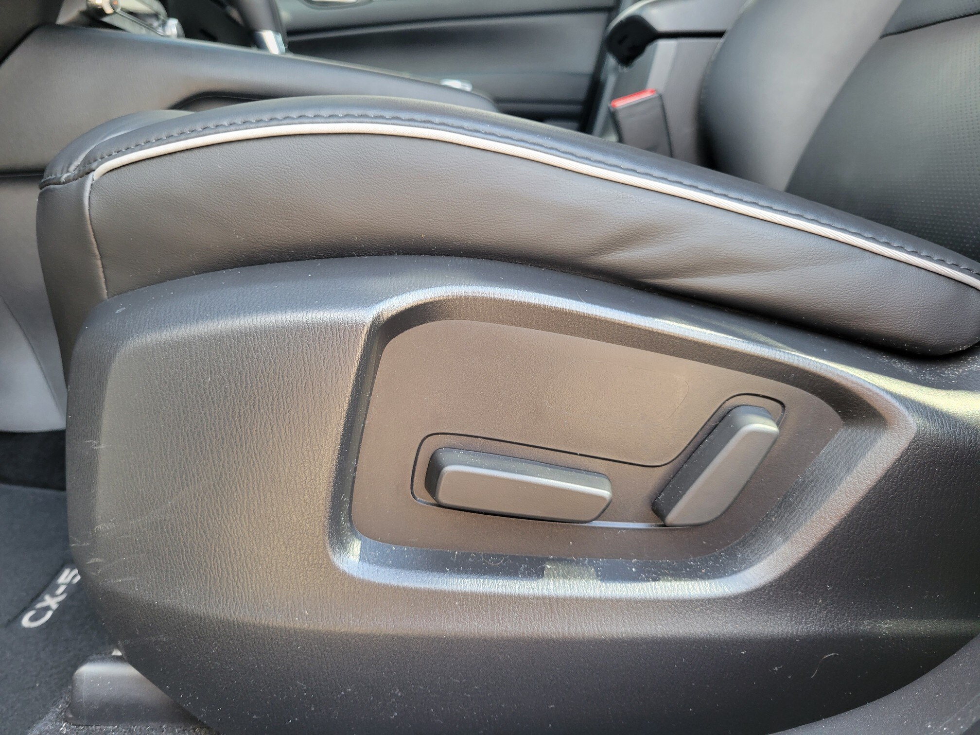 2024 Mazda CX-5 2.5 Select photo 4