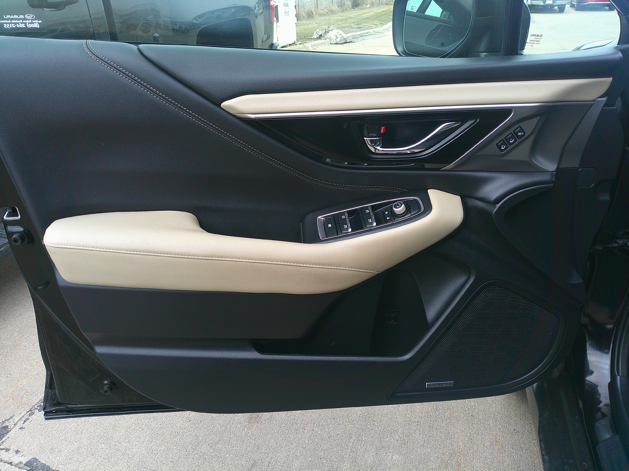 Used 2022 Subaru Outback Limited with VIN 4S4BTAMC2N3233387 for sale in Sioux City, IA