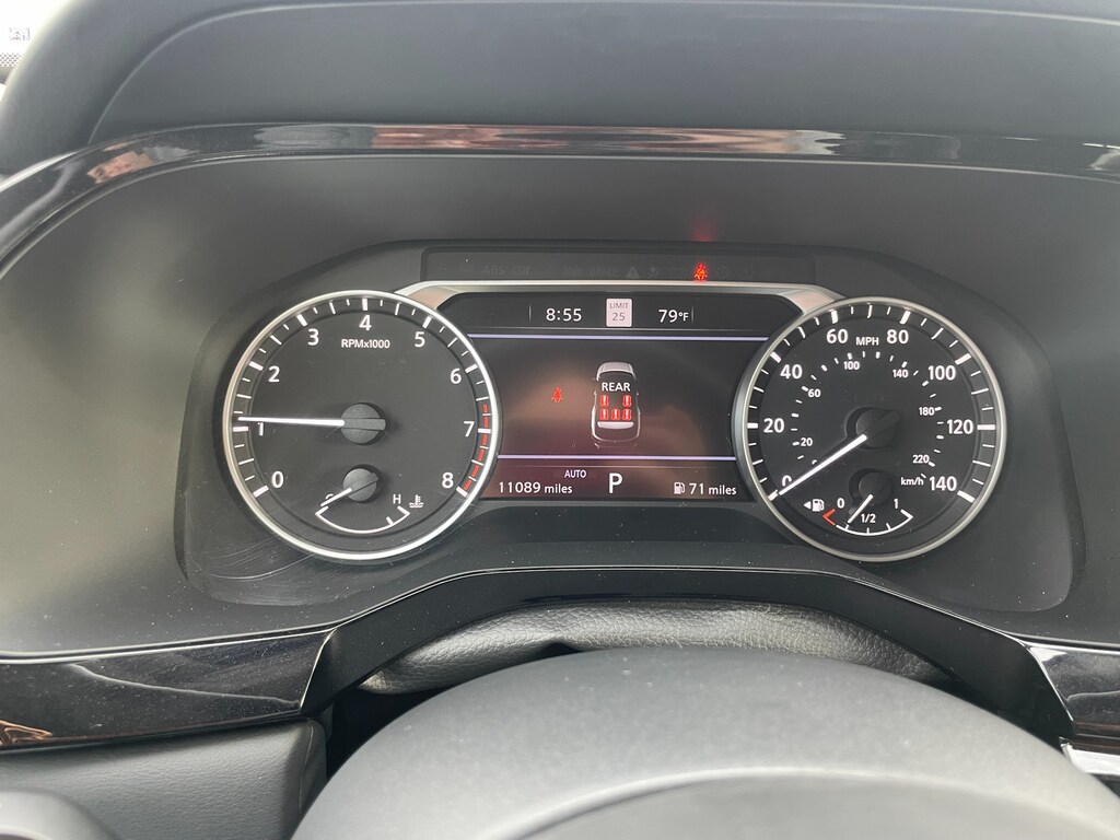 Used 2025 Nissan Pathfinder SL Sport Utility