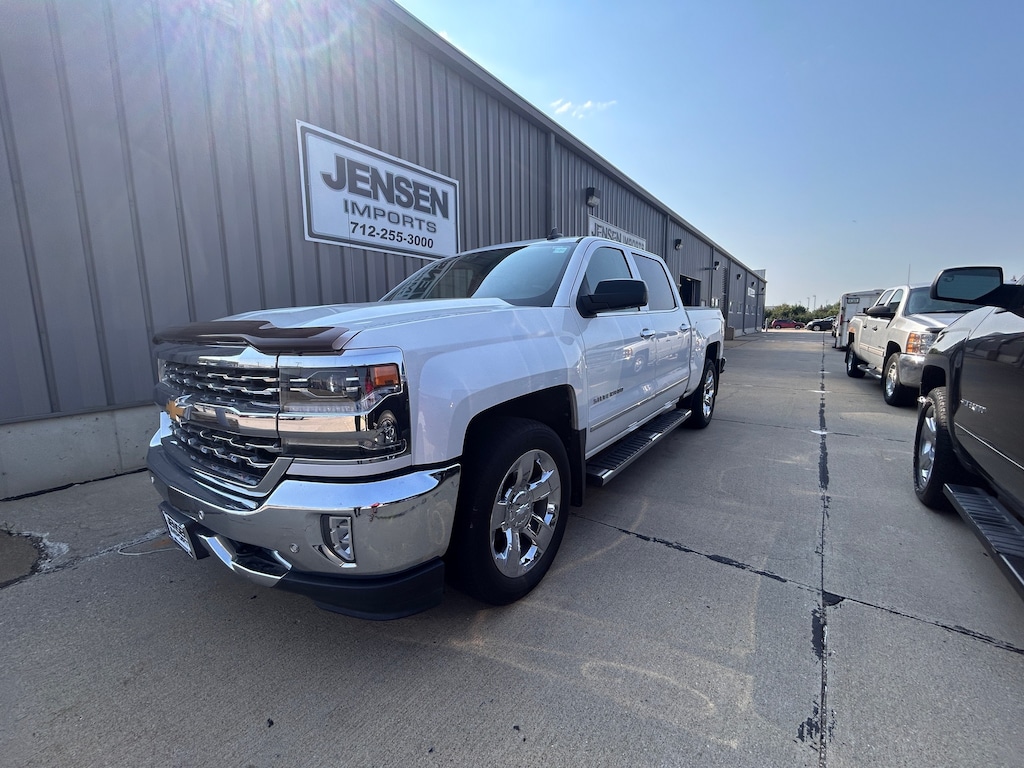 Used 2018 Chevrolet Silverado 1500 LTZ Crew Cab Pickup