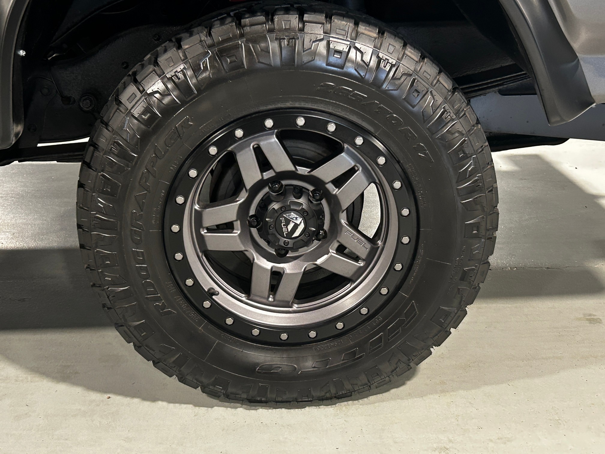 1981 Ford Bronco - Photo 18