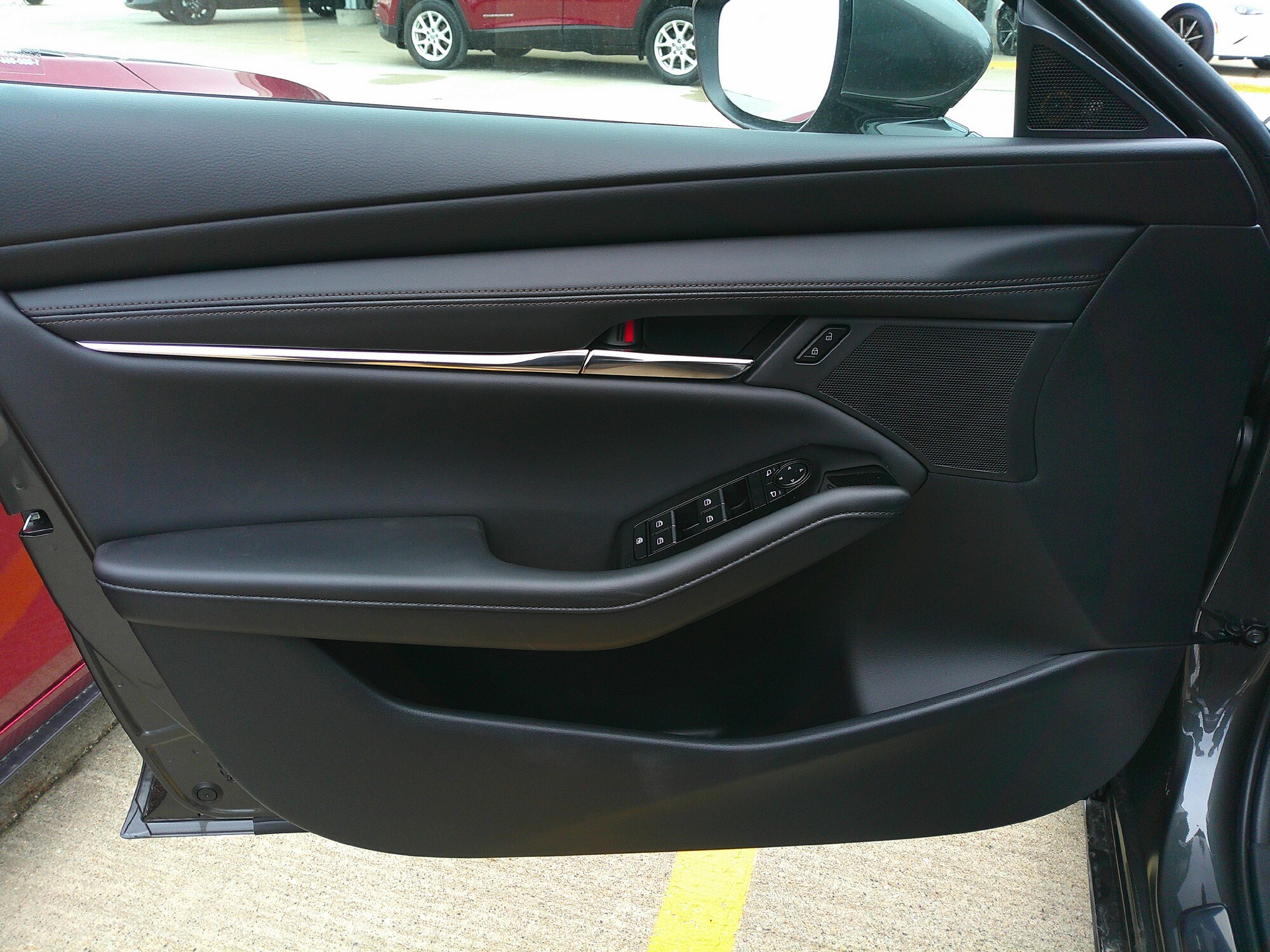 2025 Mazda Mazda3 Hatchback 2.5 s Preferred photo 2