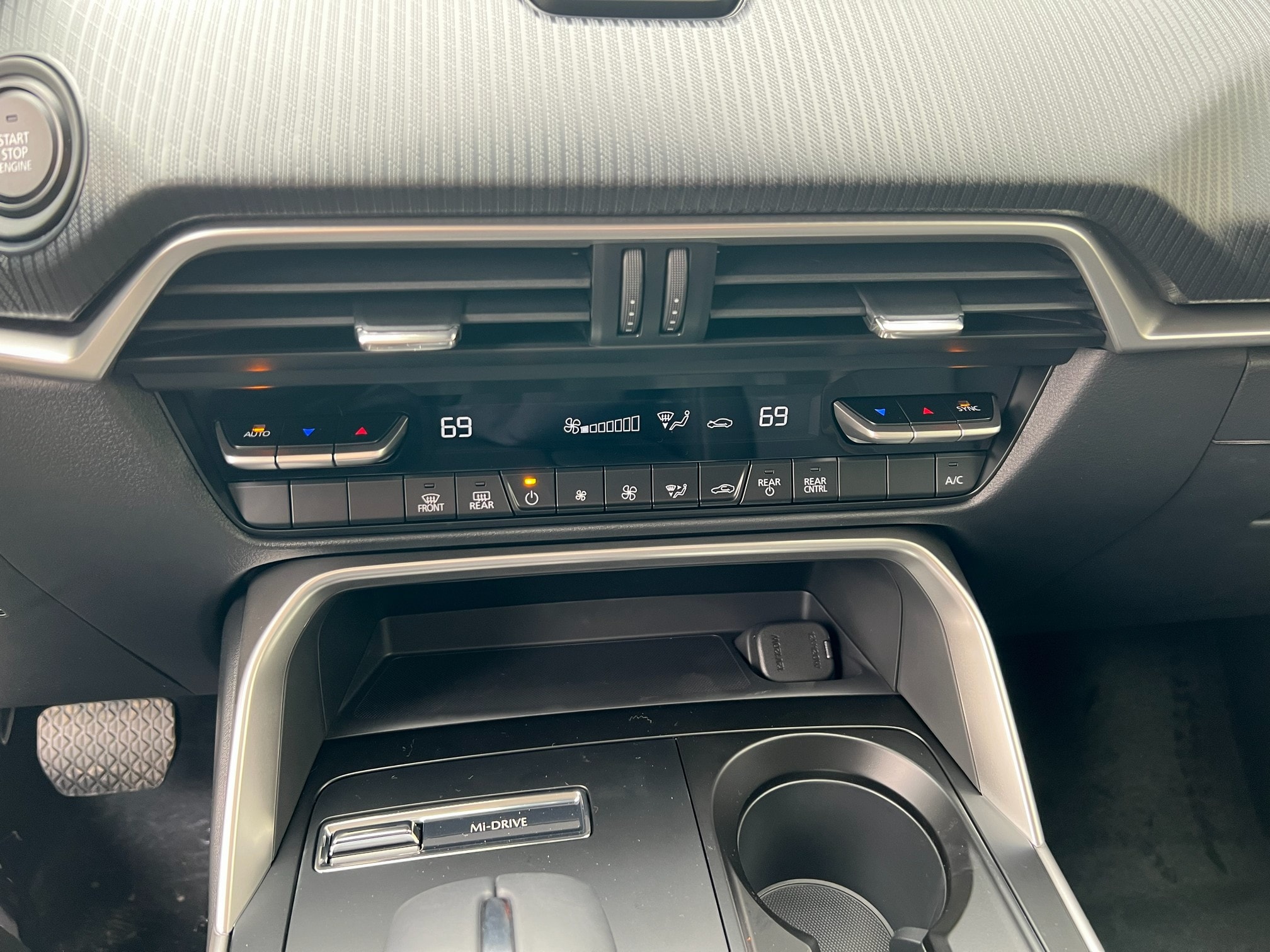 2026 Mazda CX-90 Select Package - Photo 8