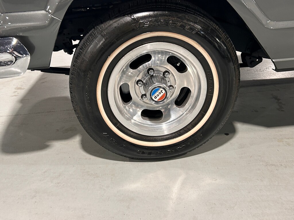 Used 1976 Jeep CHEROKEE