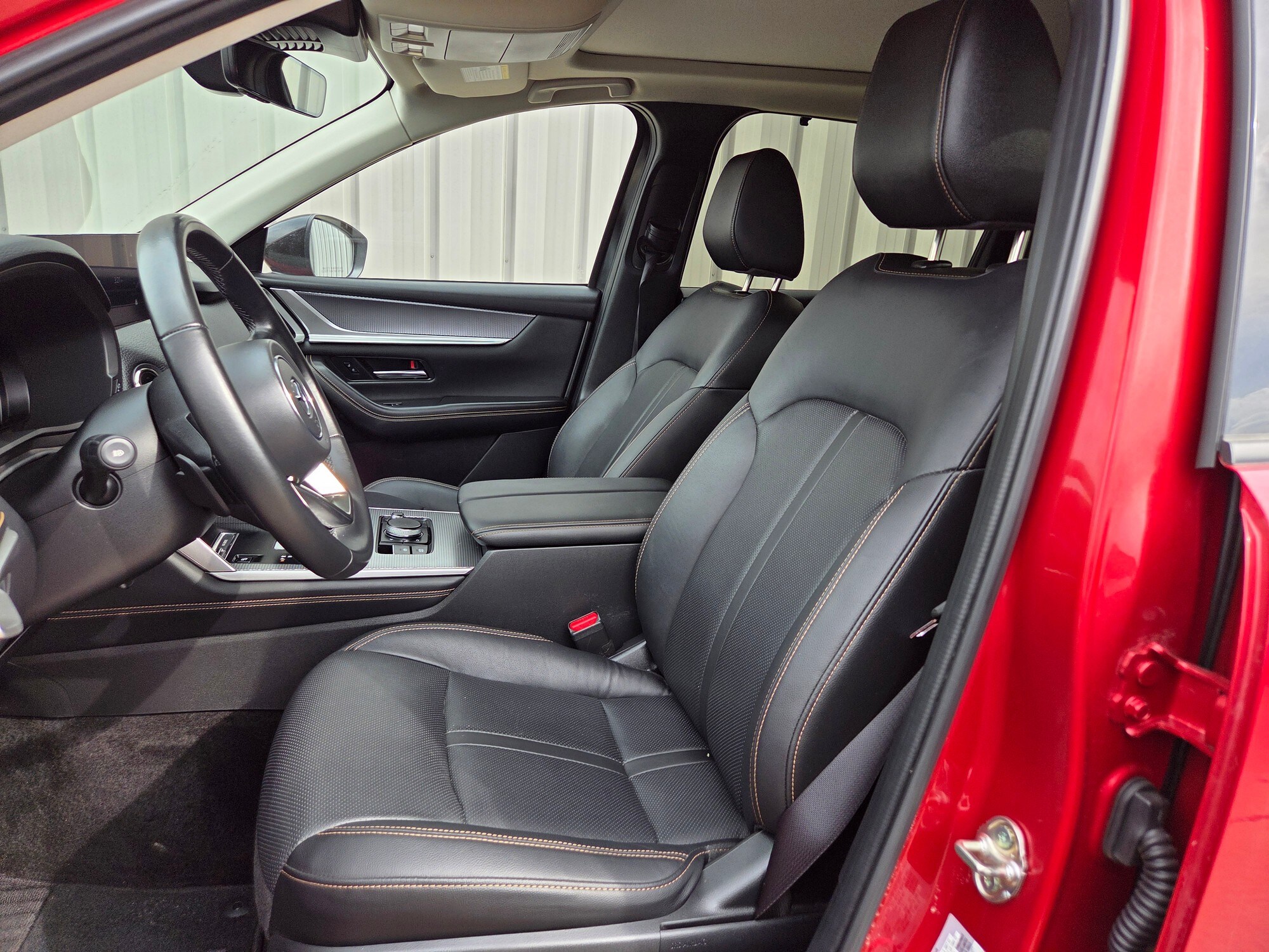 2025 Mazda CX-70 Premium photo 3