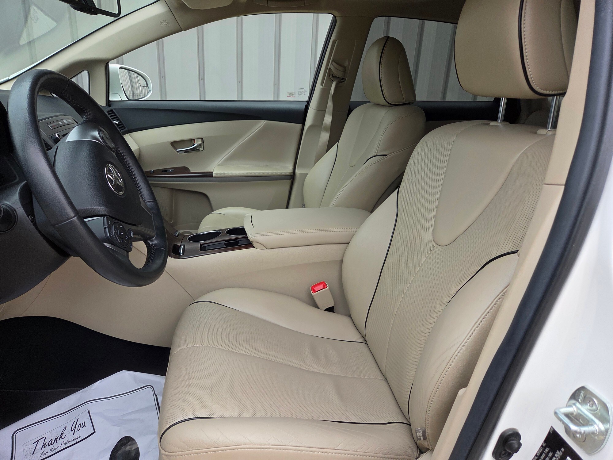 2015 Toyota Venza XLE photo 4