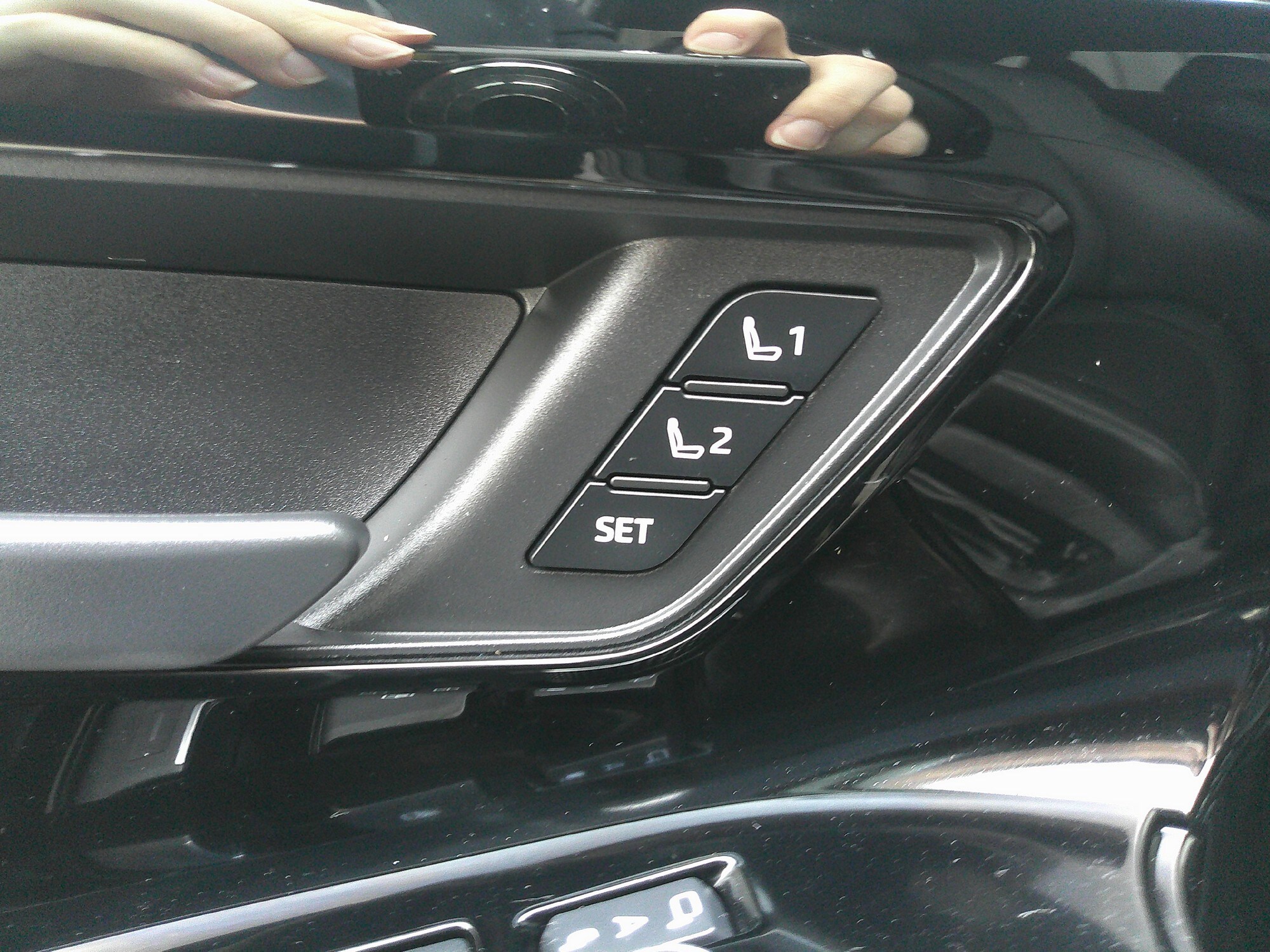 2023 Subaru Solterra Touring photo 3