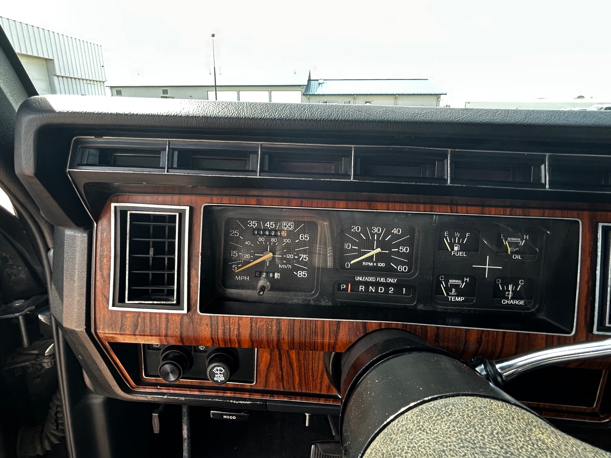 1981 Ford Bronco - Photo 12